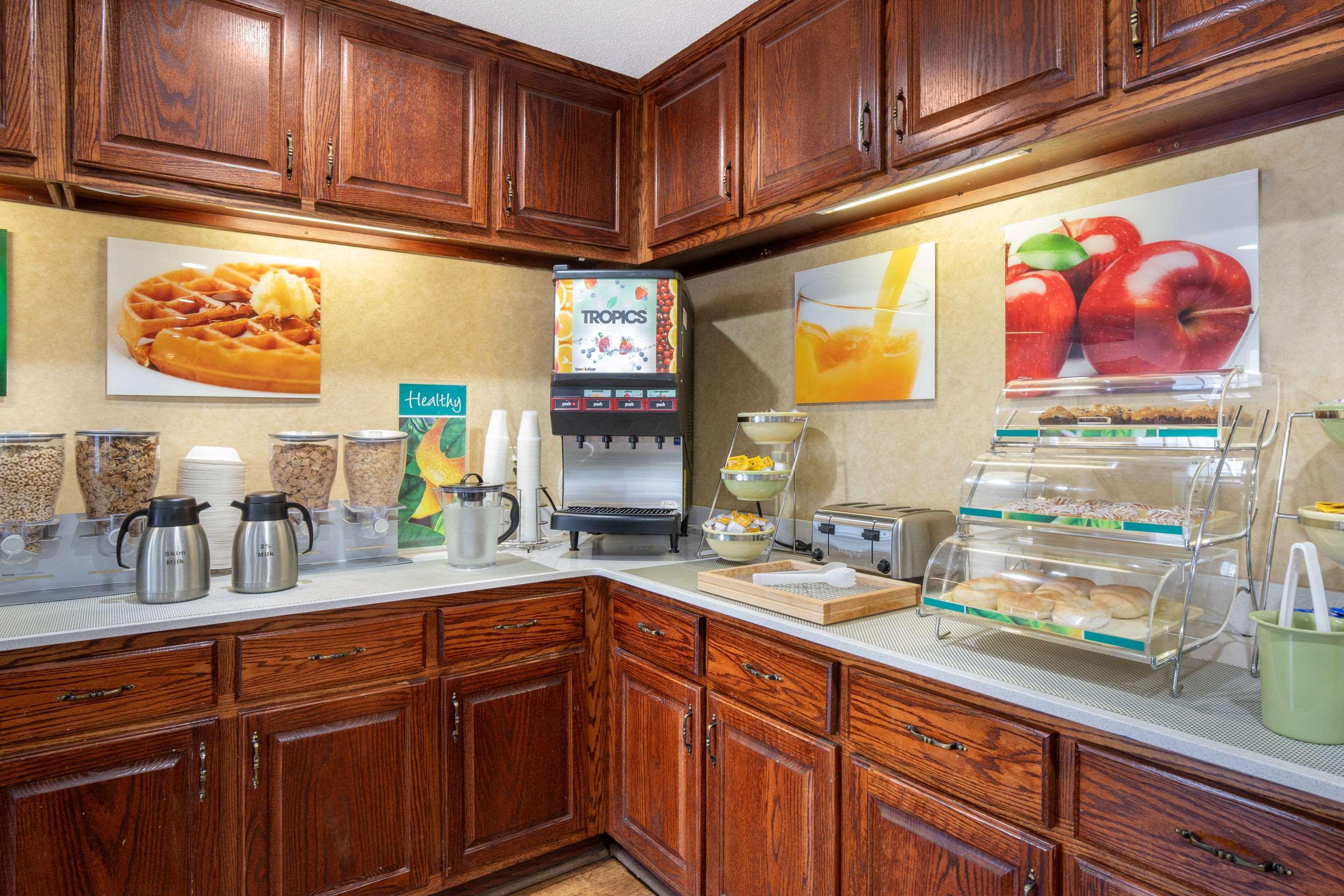 Quality Inn Cheraw Exterior photo